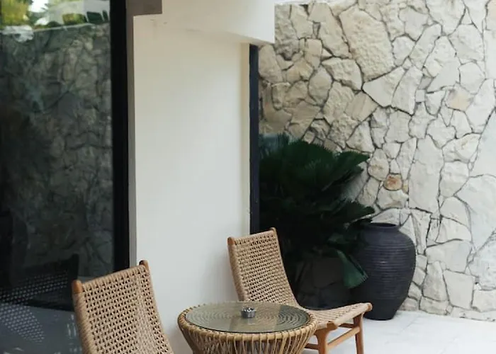 2br Private Pool In • Walk To Seminyak