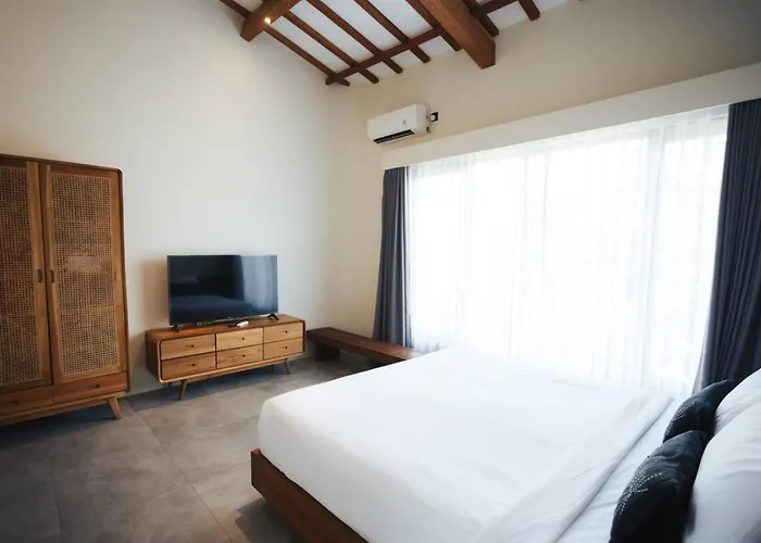 2br Private Pool In • Walk To * Seminyak