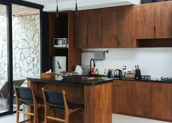 Сasa de vacaciones 2br Private Pool In • Walk To